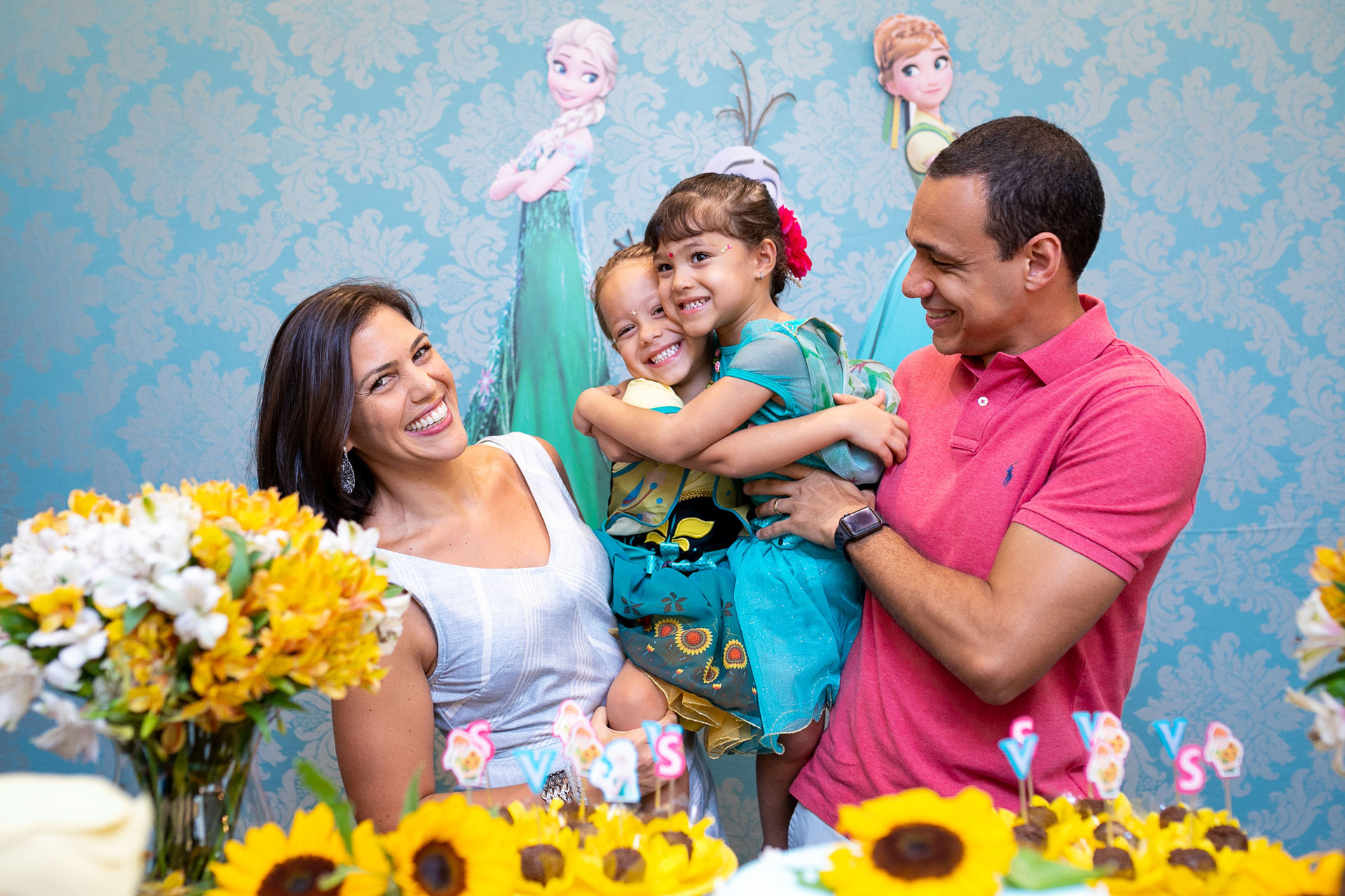 Foto Festa Victoria e Sofia - Frozen Foto Festa Victoria e Sofia - Frozen - Imagem 1